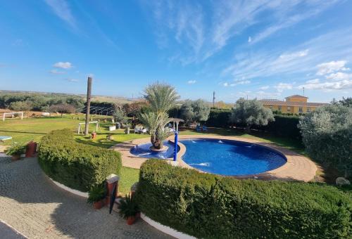 Finca Rural La Canera 16 Huespedes — Alcala De Guadaira