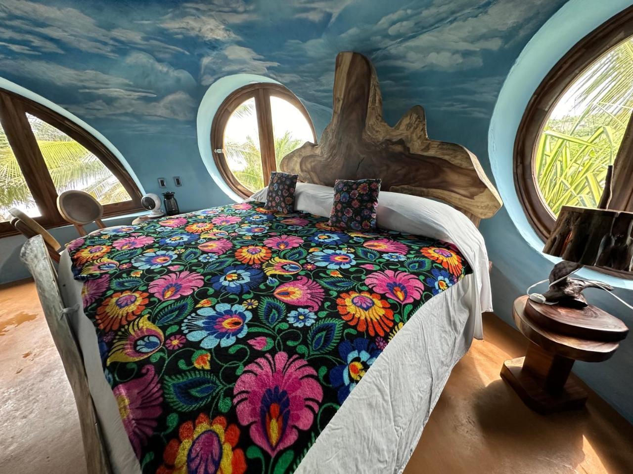 Beachfront Paradise Boutique Hotel Alebrijes Jacuzzi Villa in Unknown City, Mexico