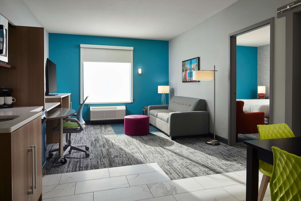 Home2 Suites by Hilton Bend - photo 9