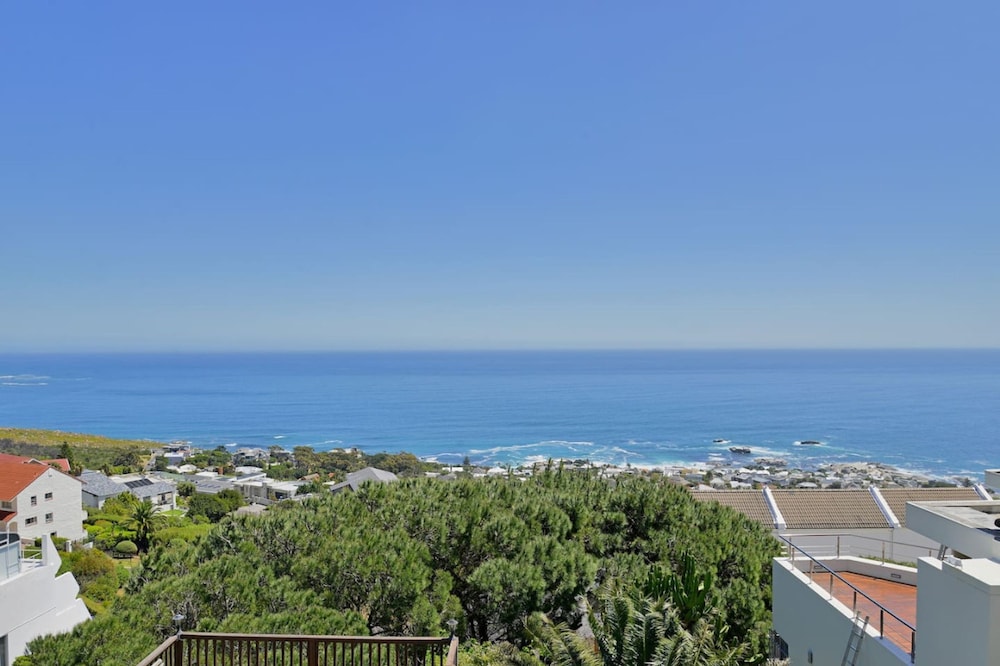 Luxurious Camps Bay Escape Pool Garden & Spectacular Views — 4-Star Luxury Hotel in Cape Town, South Africa