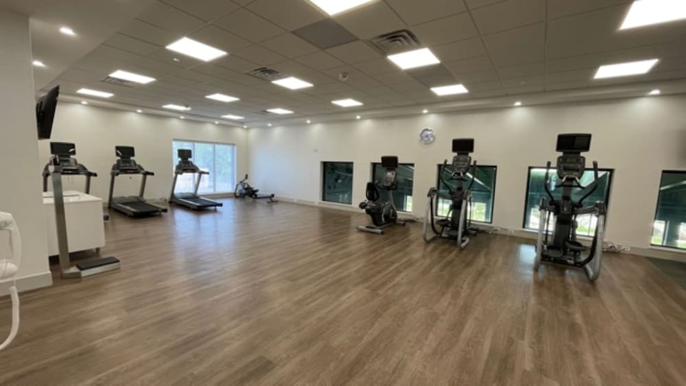 Holiday Inn Express Fall River North by IHG - photo 8