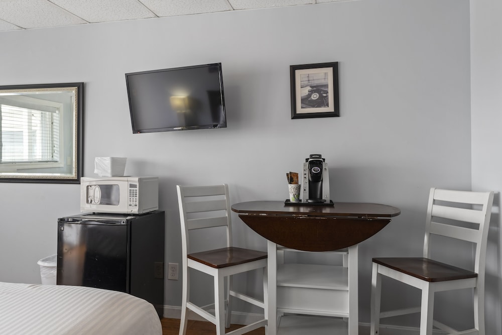 Americas Best Value Inn Mt Royal - photo 37