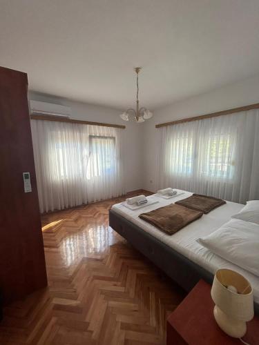 Lily Holiday House — 4-Star Luxury Hotel in Capljina, Bosnia and Herzegovina