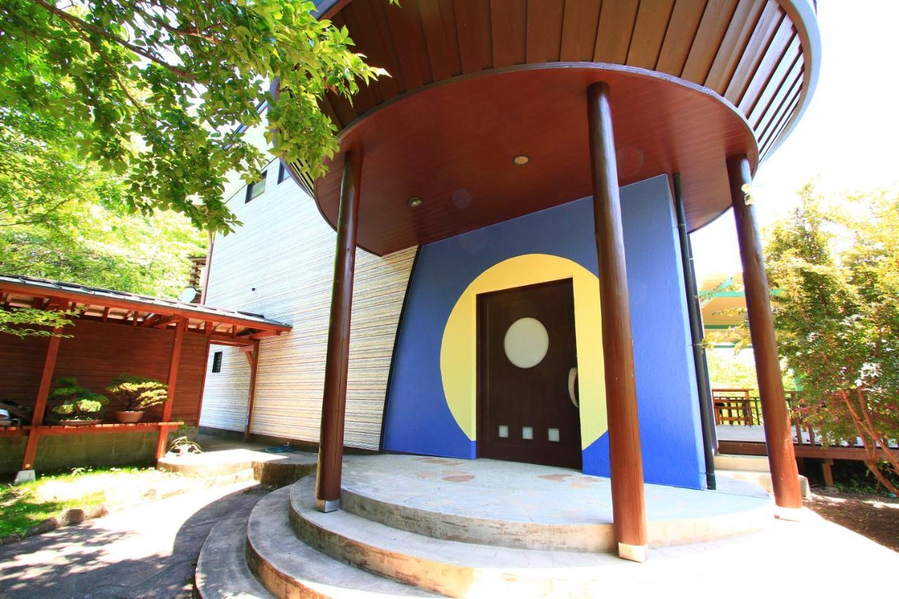 Tsukitei - carbon neutral hotel in Aso