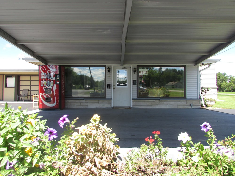 Gas Lite Motel - photo 3