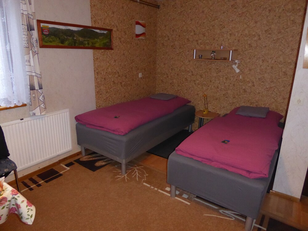 Gästezimmer - last minute hotel in Mellenbach-Glasbach