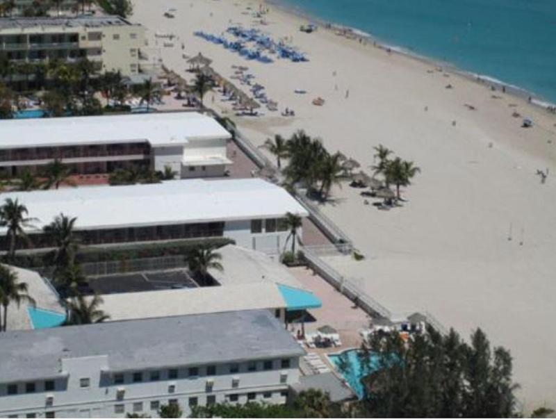 Sahara Beach Club - photo 3