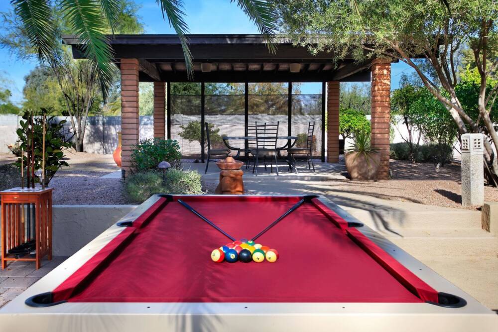AZ Oasis Heated Pool & Spa Sport Court & Putting Greens Pool Table & Games Scottsdale - photo 17