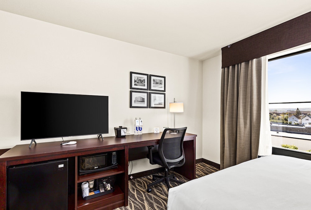 Cobblestone Hotel & Suites Superior Duluth - photo 14