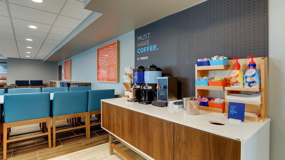 Holiday Inn Express Kenner New Orleans Airport an IHG Hotel - photo 41
