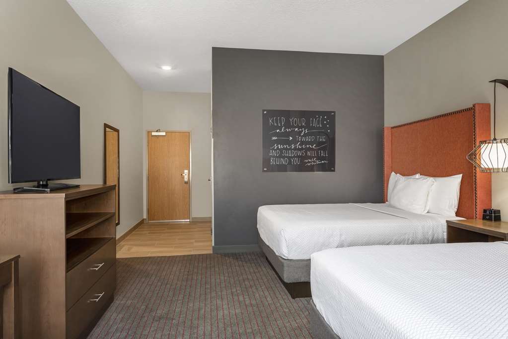 La Quinta Inn & Suites by Wyndham South Jordan - photo 10