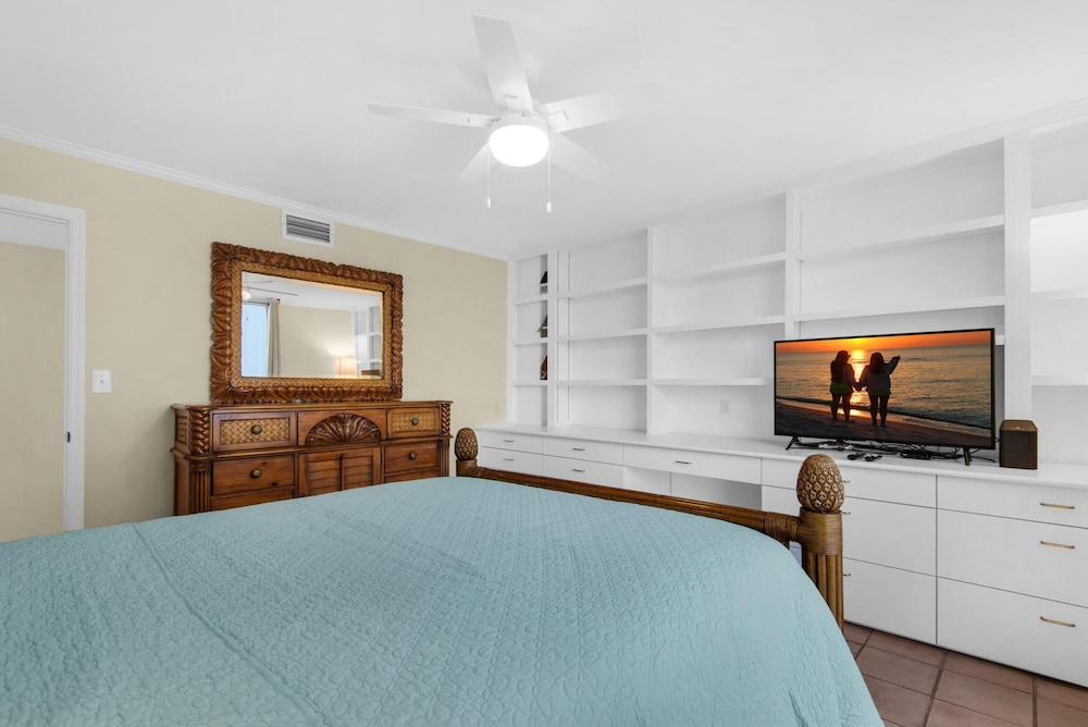 Shoreline Towers 1081 - photo 7