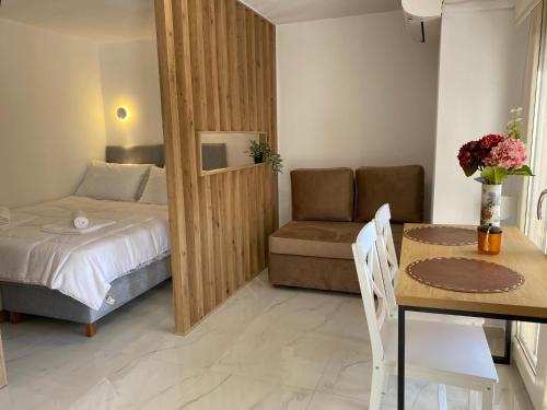 White Apartment — 4-Star Luxury Hotel in Kavala, Greece