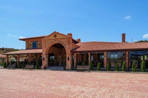 Palmira Hotel in Rozdil'na, Ukraine