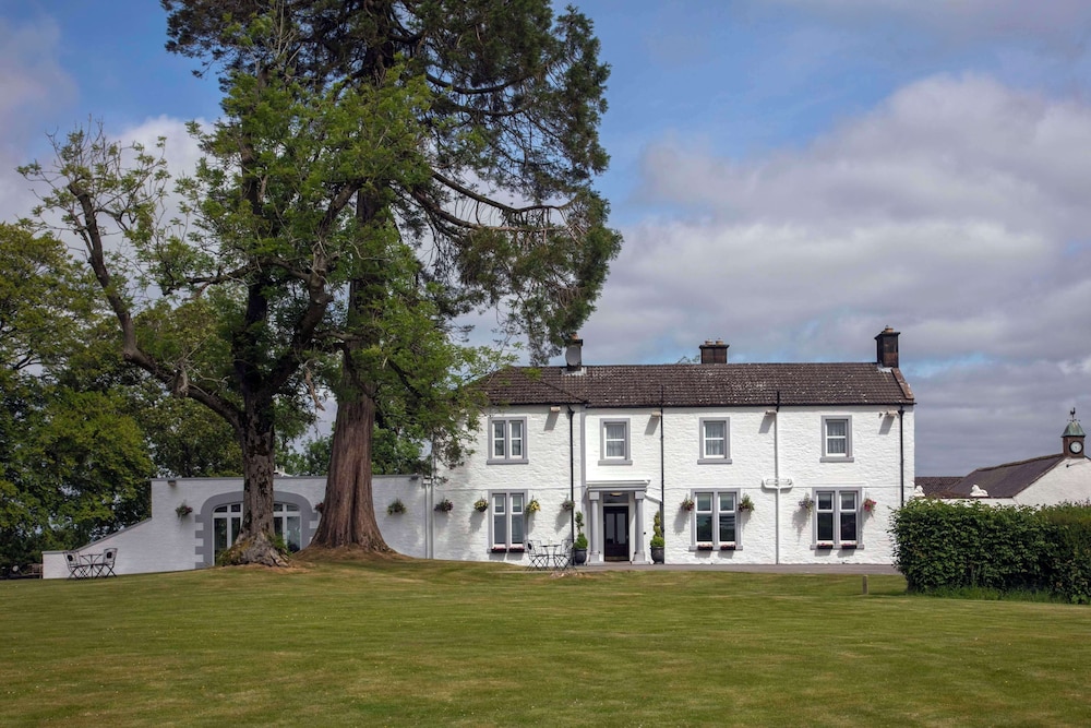 Dryfesdale Hotel Bw Signature Collection — Lockerbie
