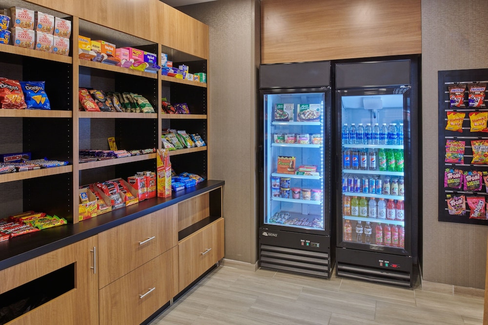 SpringHill Suites by Marriott Detroit Dearborn - photo 14