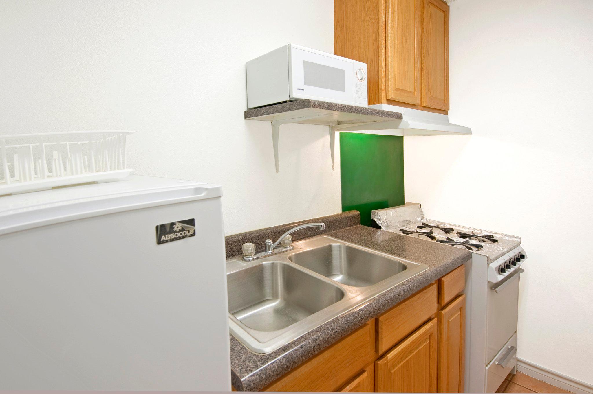 Americas Best Value Inn Weatherford TX - photo 42
