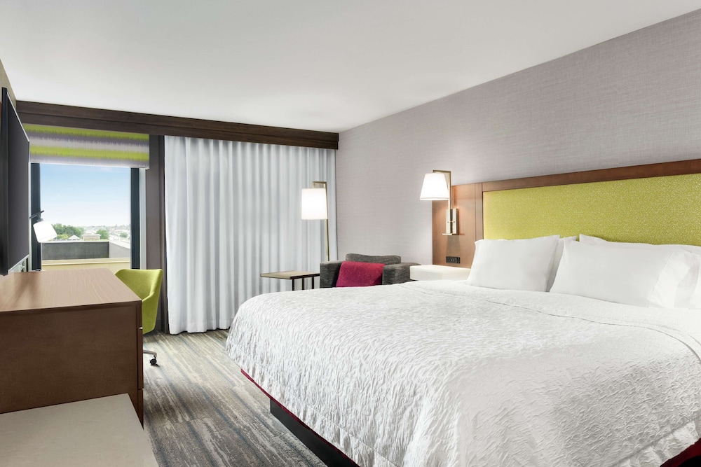 Hampton Inn Milwaukee Brookfield - photo 19