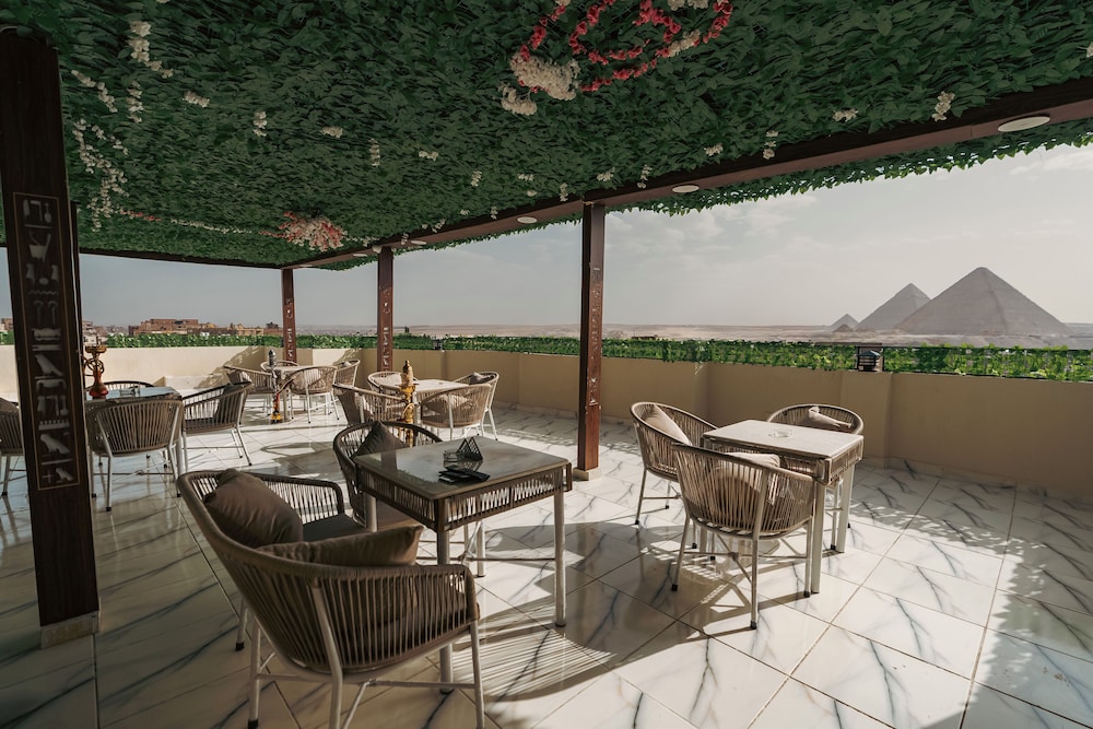 Oriental Pyramids & GEM View — 4-Star Luxury Hotel in Cairo, Egypt