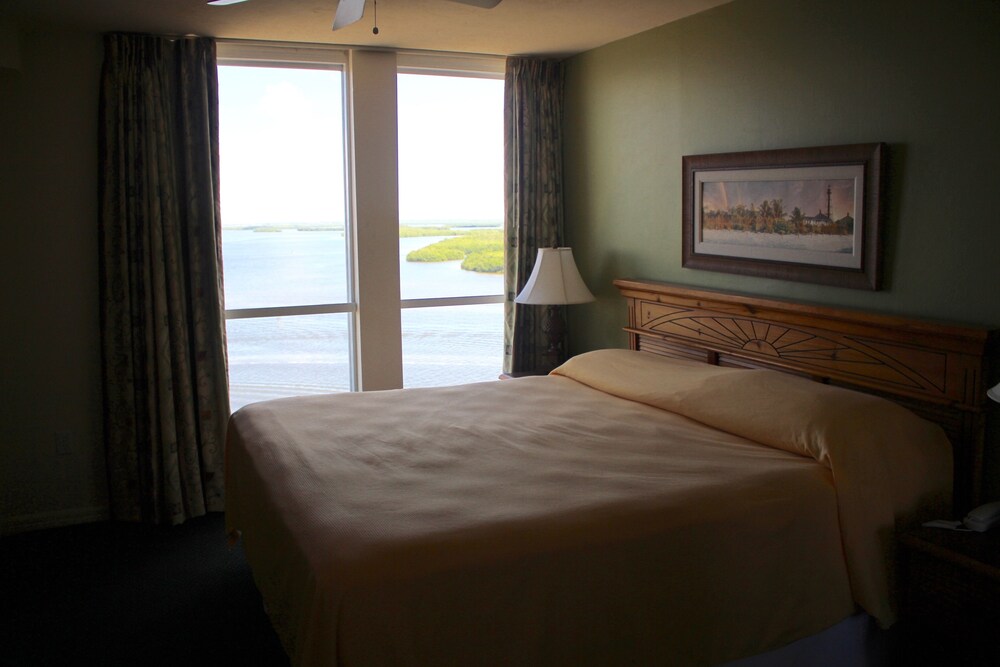 Lovers Key Resort by Check In Vacation Rentals - photo 7