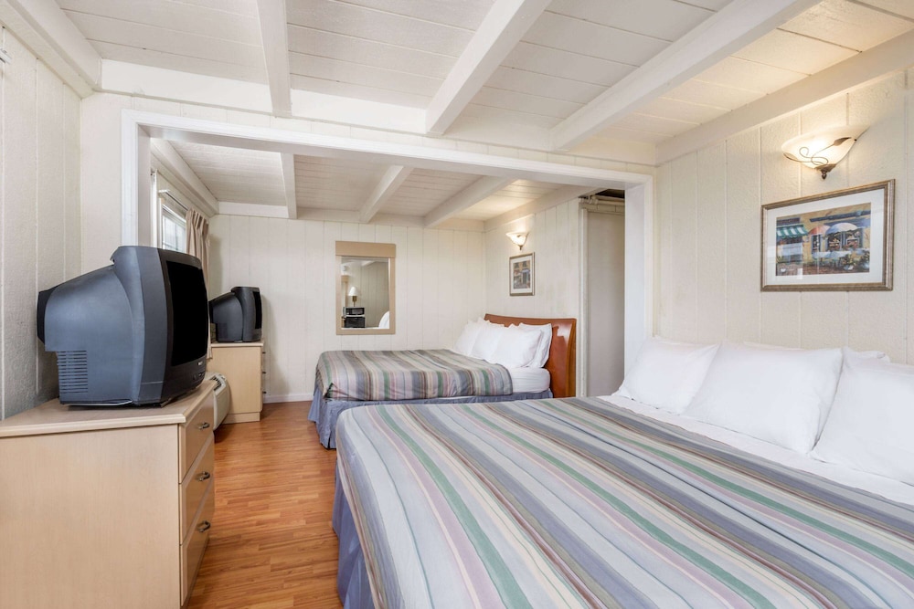 Travelodge by Wyndham Fairfield Napa Valley - photo 11