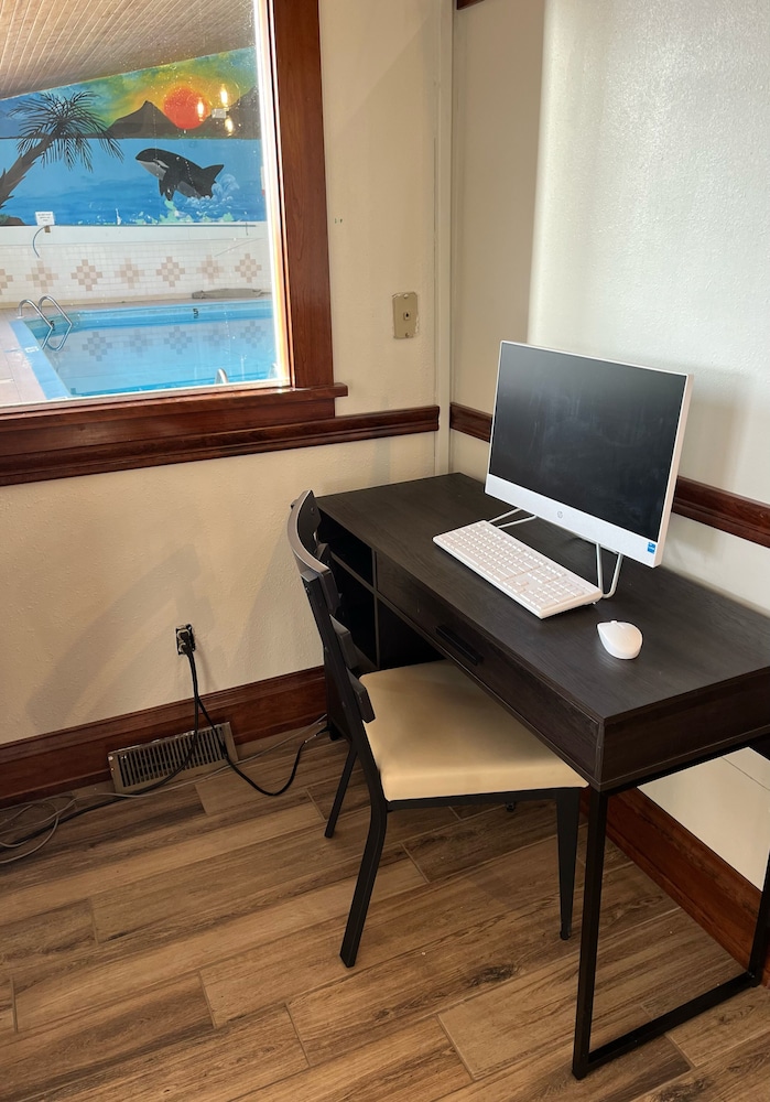Fireside Inn and Suites - photo 67