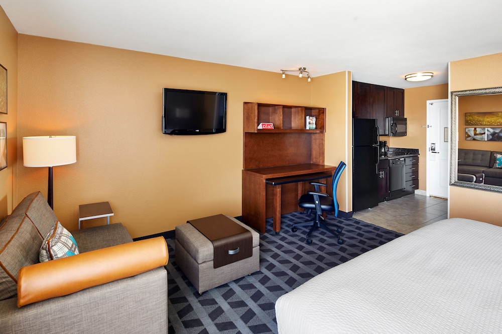 TownePlace Suites Midland - photo 4