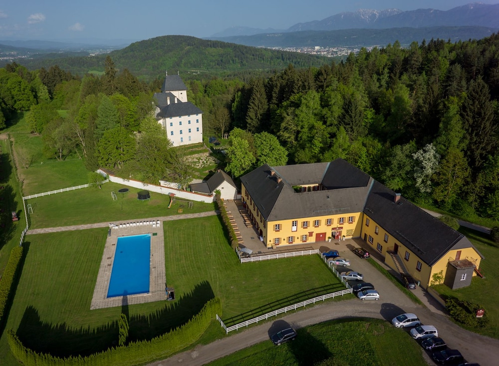 Hotel Restaurant Gut Drasing — hotel in Krumpendorf