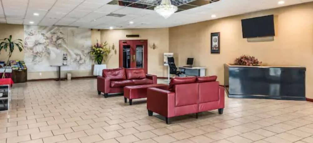 Red Carpet Inn Hazleton - photo 2