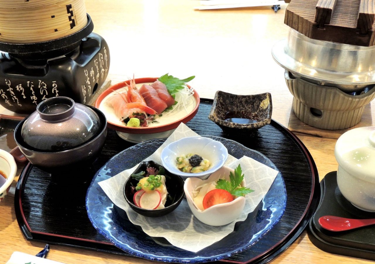 Bifuka Onsen - carbon neutral hotel in Unknown City