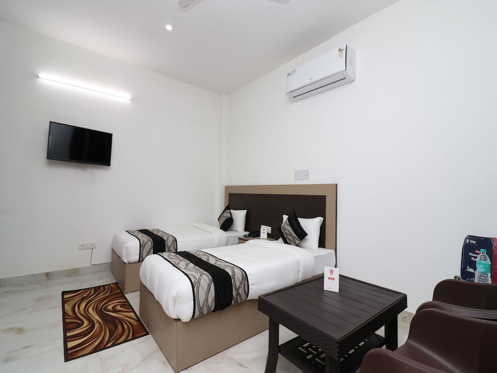 Oyo 22584 Rv Homes