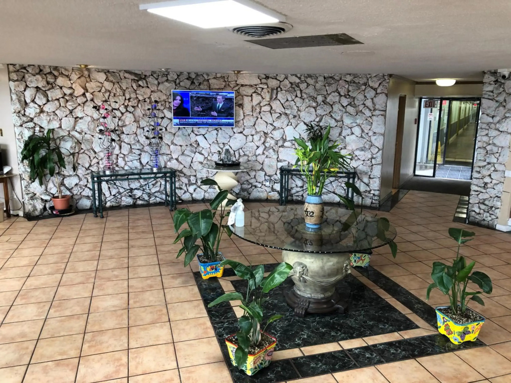 Western Inn Houston - photo 15