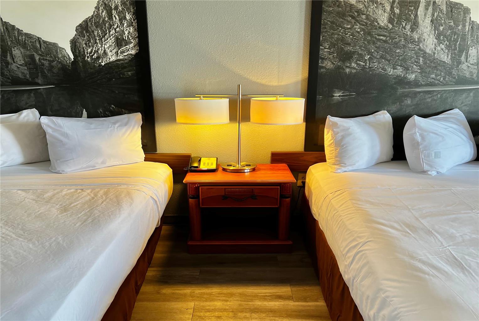 Super 8 by Wyndham Sealy - photo 19