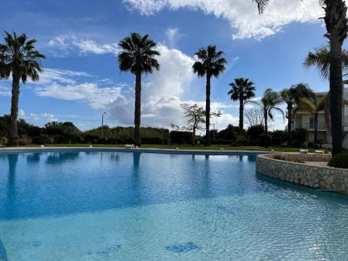 Vila Praia 7 Beach & Pool apartment — 4-Star Luxury Hotel in Alvor, Portugal