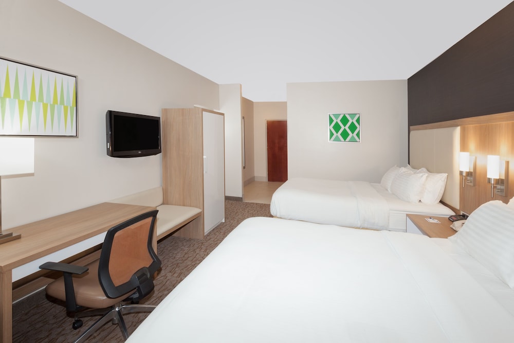 Holiday Inn Express Hotel & Suites Dayton West Brookville an IHG Hotel - photo 4