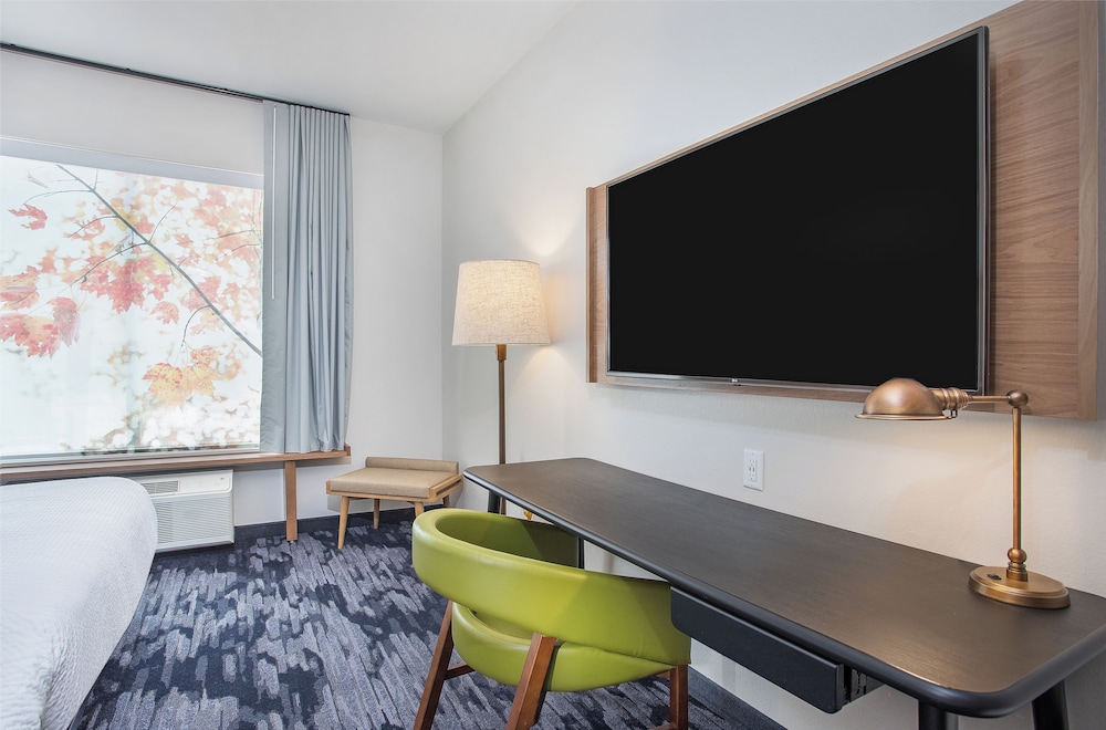 Fairfield Inn & Suites by Marriott Pigeon Forge - photo 13