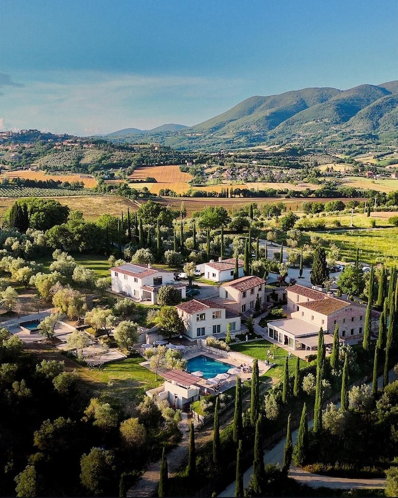 Borgo del Lago — hotel in San Gemini