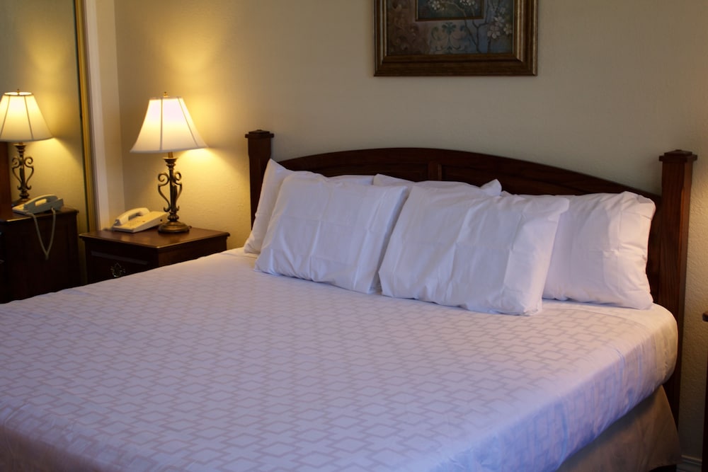 Marina Bay Resort - photo 3