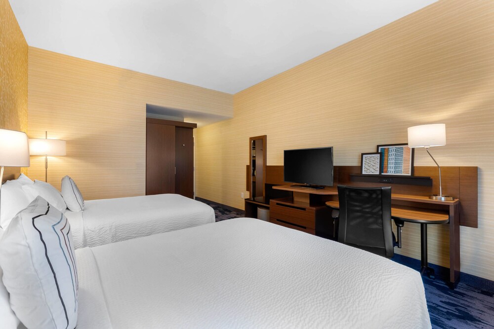 Fairfield Inn & Suites by Marriott Mebane - photo 9
