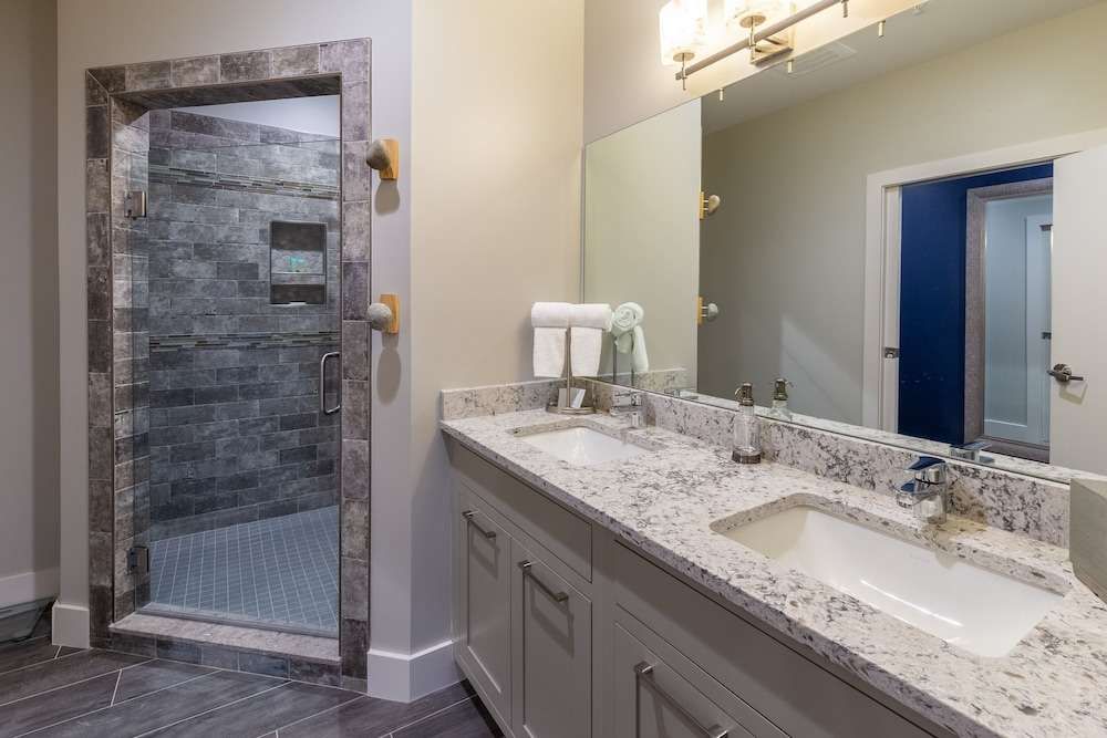 The Residences at Biltmore - photo 33