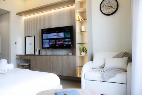 Modern Studio Near Downtown - last minute hotel in Dubai