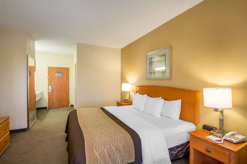 Quality Inn & Suites Pryor - photo 4