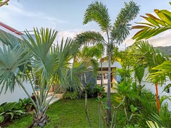 The Rooftop by Jetta — 4-Star Luxury Hotel in Phuket, Thailand