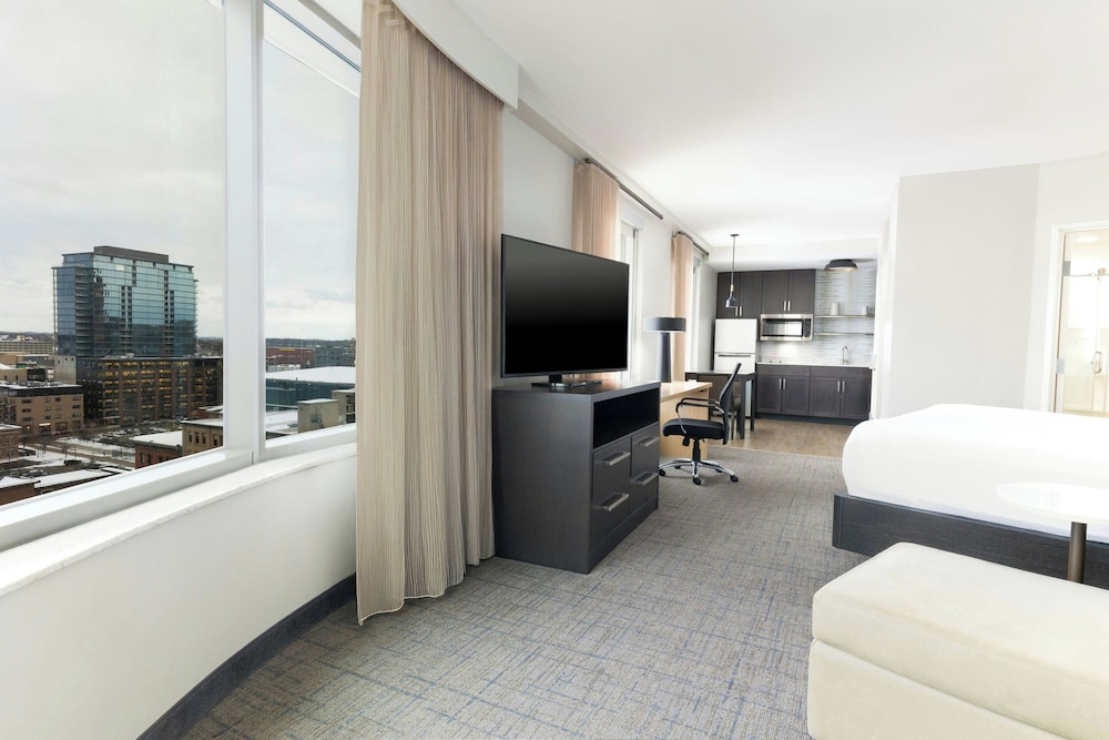 Residence Inn by Marriott Grand Rapids Downtown - photo 11