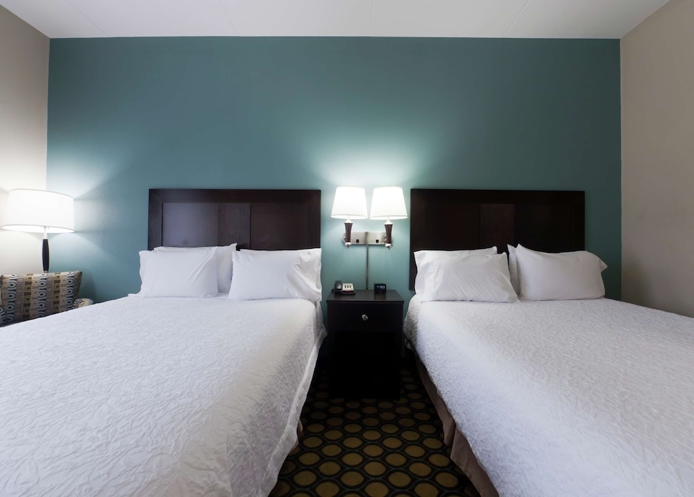 Hampton Inn North Brunswick New Brunswick - photo 6