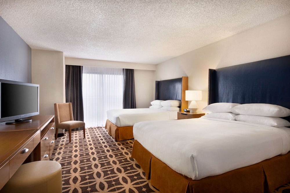 Embassy Suites by Hilton Dallas DFW Airport South - photo 9