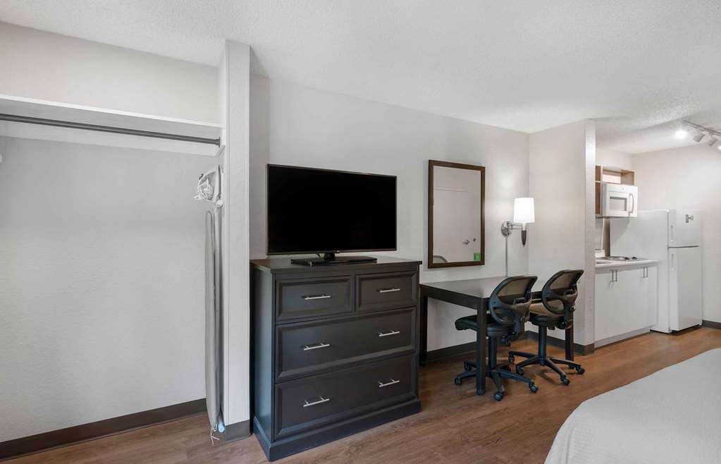 Extended Stay America Premier Suites Miami Downtown Brickell - photo 31
