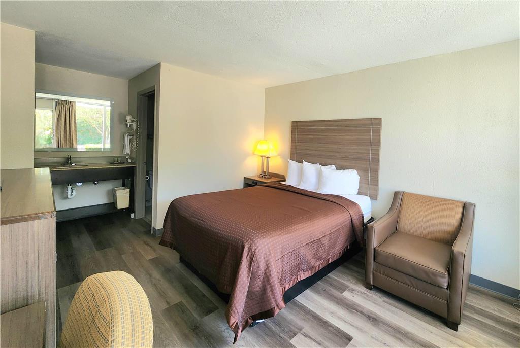Days Inn by Wyndham Seguin TX - photo 18