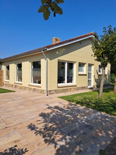 Pavillon du Golf in De Haan, Belgium