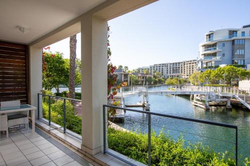 Gulmarn 003 — 4-Star Luxury Hotel in Cape Town, South Africa